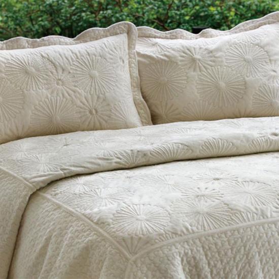 embroidered velvet quilt bedspreads coverlets