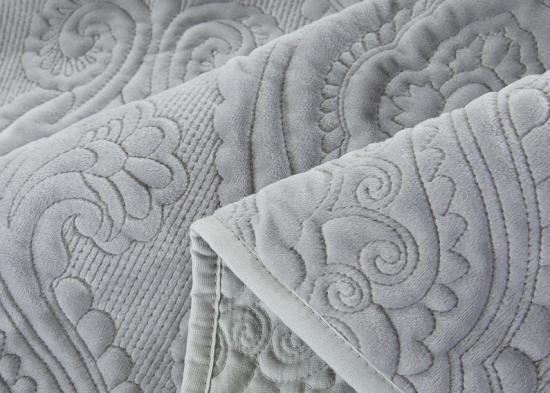 light grey velvet quilts